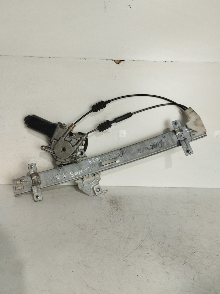 Alza Cristal Delantero Derecho Electrico Daewoo Lanos 1997-2004 SX