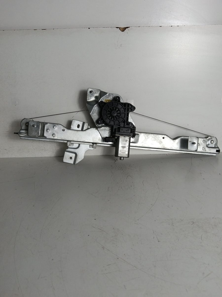 Alza Cristal Delantero Derecho Electrico Renault Duster 2010-Actualidad 128001471B