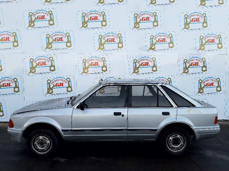 Ford Escort del que se desmontó esta pieza