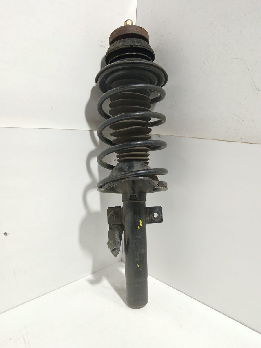 Amortiguador Delantero Der/Izq Ford Fiesta Berlina (DX) 1999-2002 Ambiente 96FB18045AL