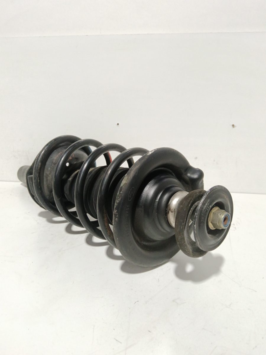 Amortiguador Delantero Der/Izq Ford Fiesta (DX) 1999-2002