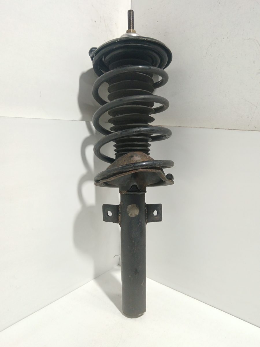 Amortiguador Delantero Der/Izq Ford Fiesta Berlina (DX) 1999-2002 Ambiente 96FB18045HF