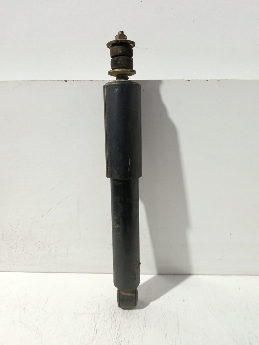 Amortiguador Delantero Der/Izq Mitsubishi L 200 (K60T) 1996-1999 2.5 Diesel MR151227