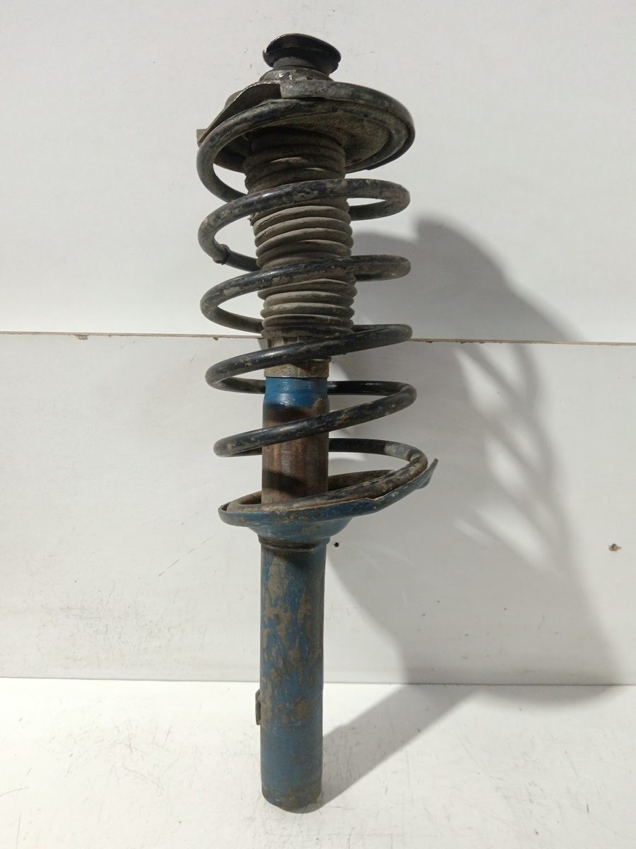 Amortiguador Delantero Der/Izq Peugeot 205 Berlina 1983-1998 1,1 1.1L 44kW