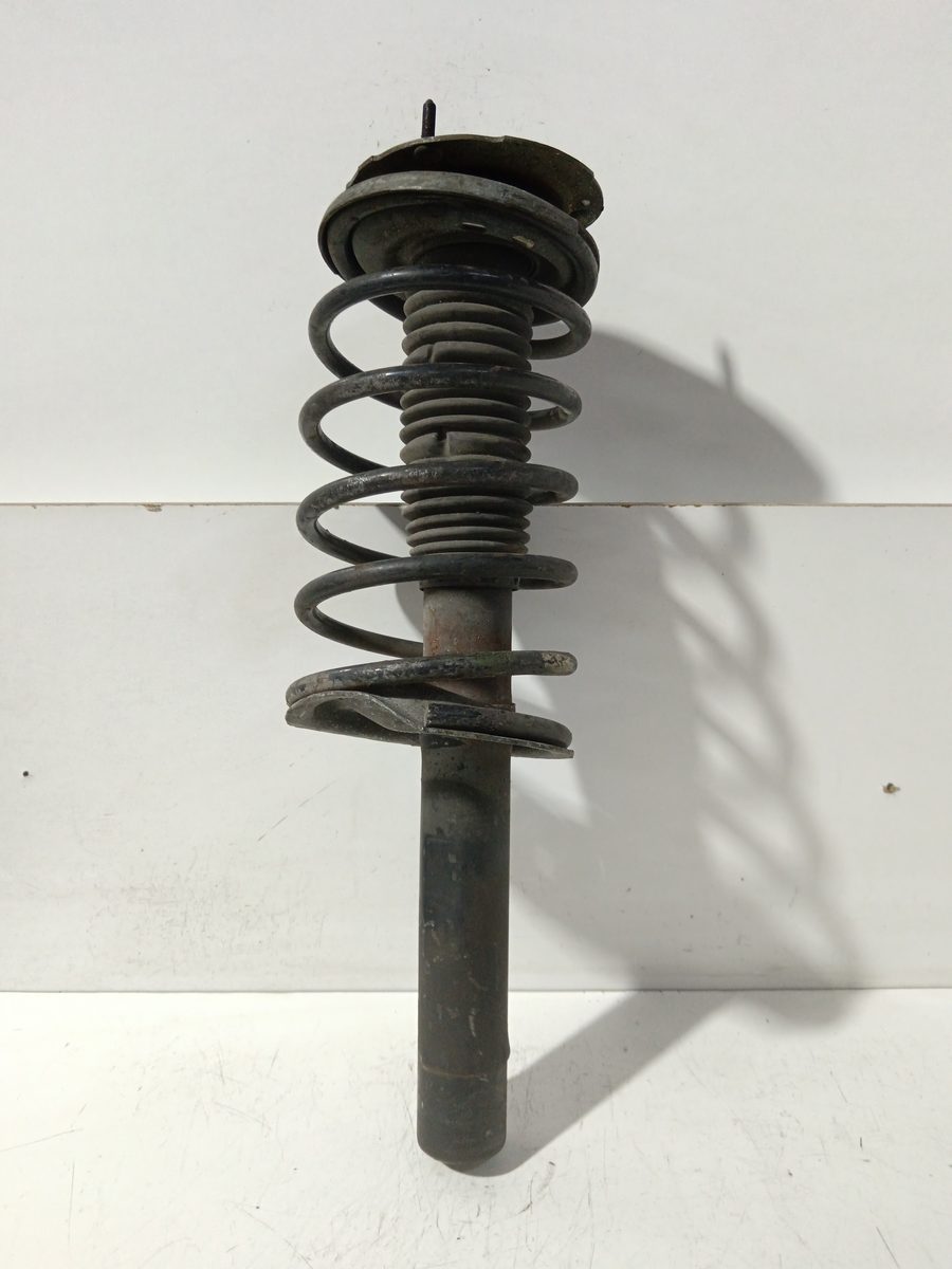 Amortiguador Delantero Der/Izq Peugeot 205 Berlina 1983-1998 1,1 1.1L 44kW 16505G2D98