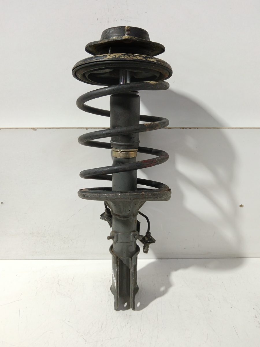 Amortiguador Delantero Der/Izq Peugeot 205 Berlina 1983-1998 1,1 1.1L 44kW 16555S8A98