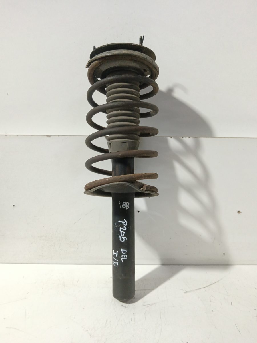 Amortiguador Delantero Der/Izq Peugeot 205 Berlina 1983-1998 1,1 1.1L 44kW 5608526380