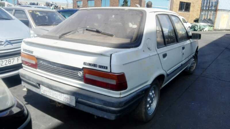 Peugeot 309 del que se desmontó esta pieza