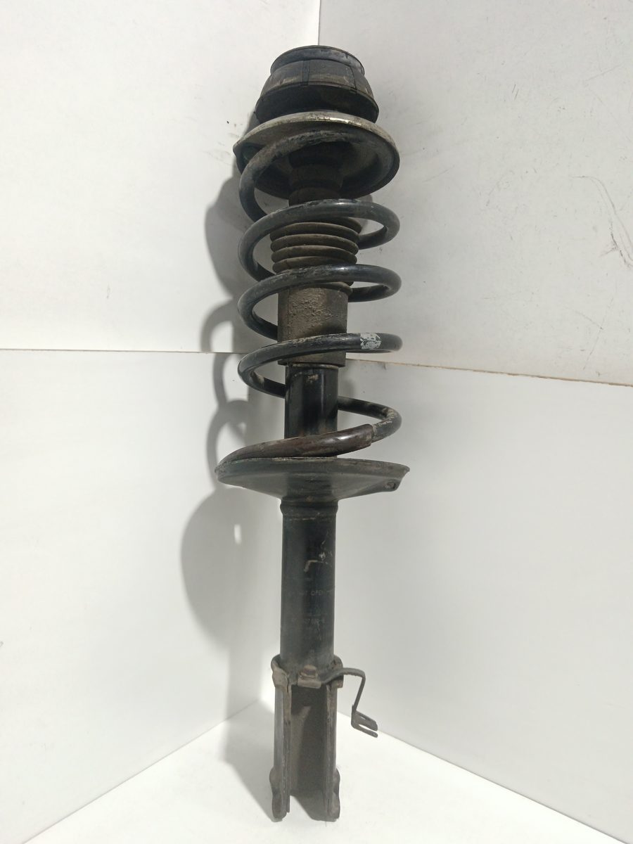 Amortiguador Delantero Der/Izq Renault Sandero 2008-2013 Básico 1.5L 50kW 8200807029B