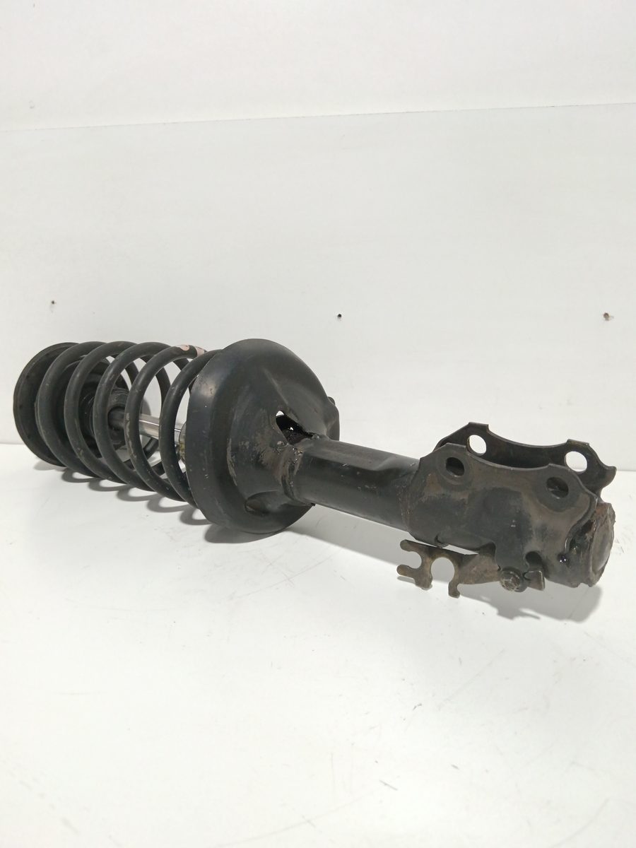 Amortiguador Delantero Der/Izq Volkswagen Jetta (1K2) 2005-2010