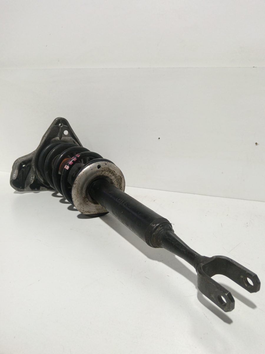 Amortiguador Delantero Der/Izq Volkswagen Passat Variant (315) desde 1988
