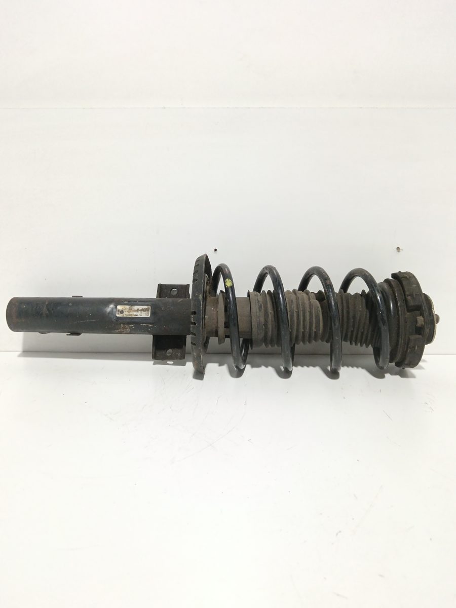 Amortiguador Delantero Der/Izq Volkswagen Polo (9N1) 2001-2005