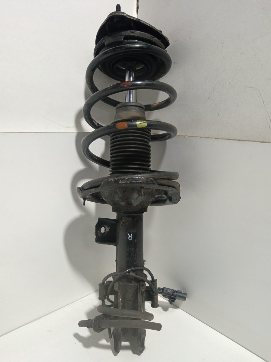 Amortiguador Delantero Derecho Hyundai Accent (MC) 2006-2010 GL 1.4L 71kW 546601E200