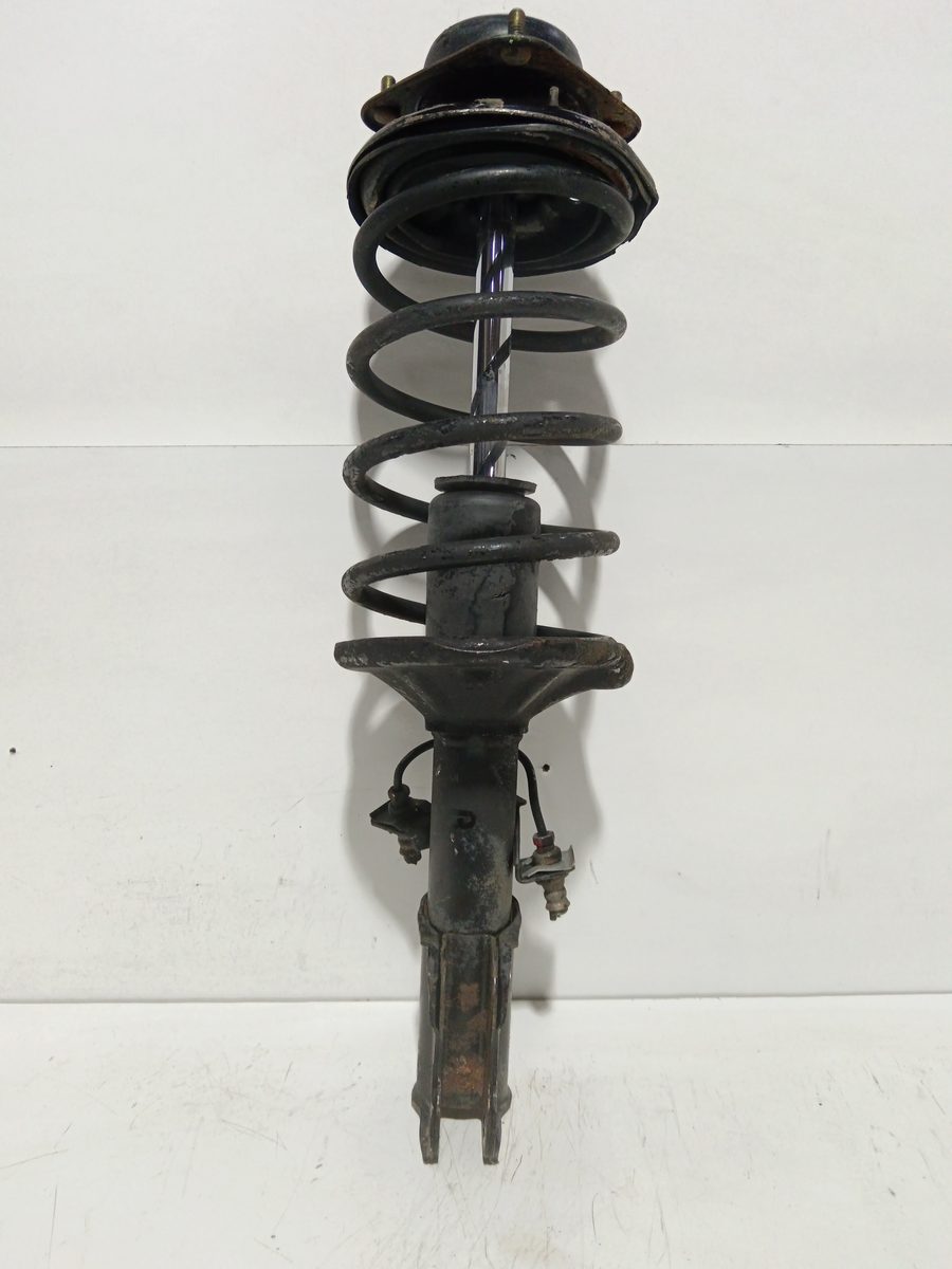 Amortiguador Delantero Derecho Hyundai Pony (X2) 1991-Actualidad * 5465024400