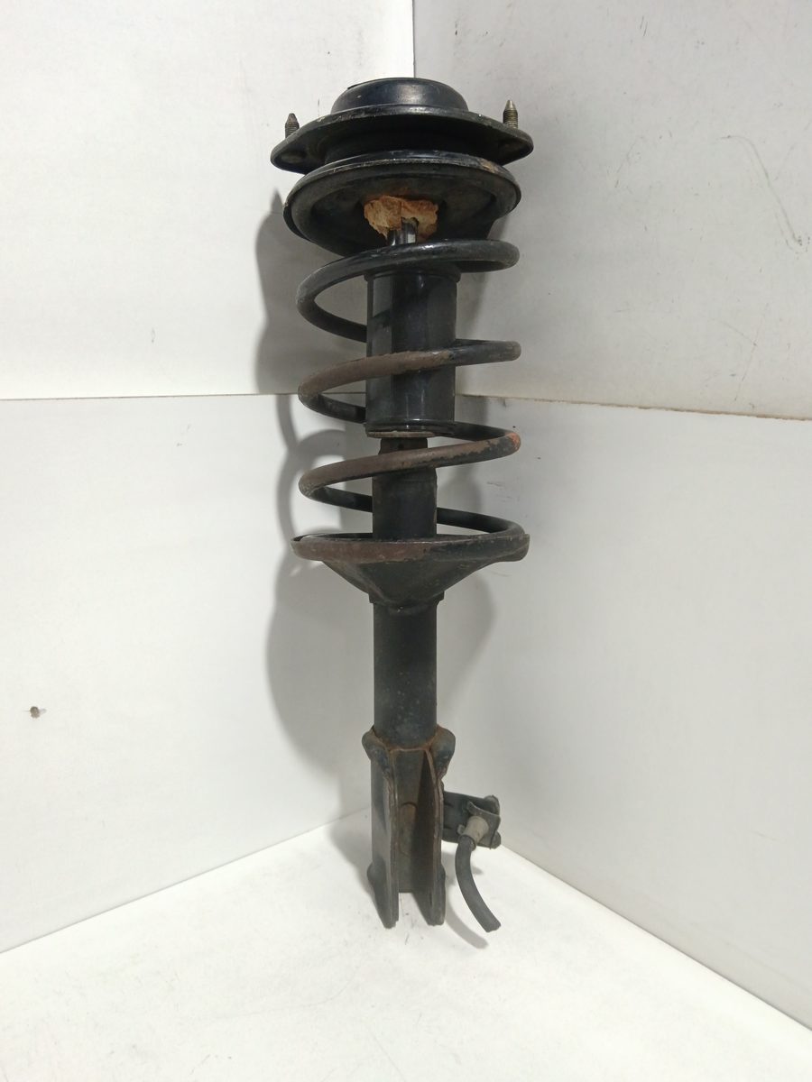 Amortiguador Delantero Derecho Mitsubishi Colt (CJ0) 1996-2003 1300 Avance MB891696