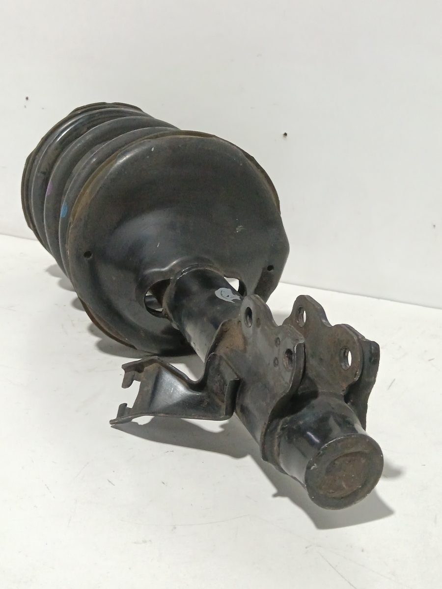 Amortiguador Delantero Derecho Nissan Serena (C23M) 1992-2002