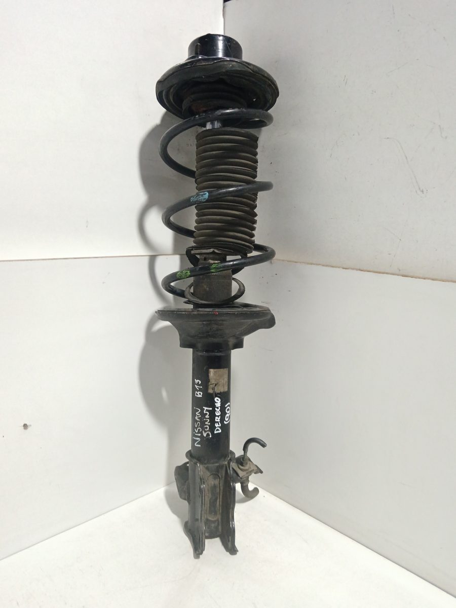 Amortiguador Delantero Derecho Nissan Sunny Van 1992-1996 * 5530259C00
