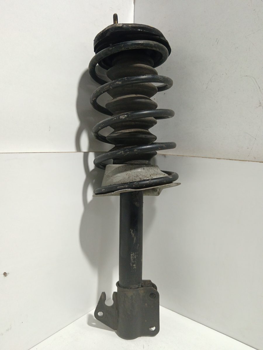 Amortiguador Delantero Derecho Volvo Serie 460 1989-1997 1.7i / 1.8i GLE 131500115235