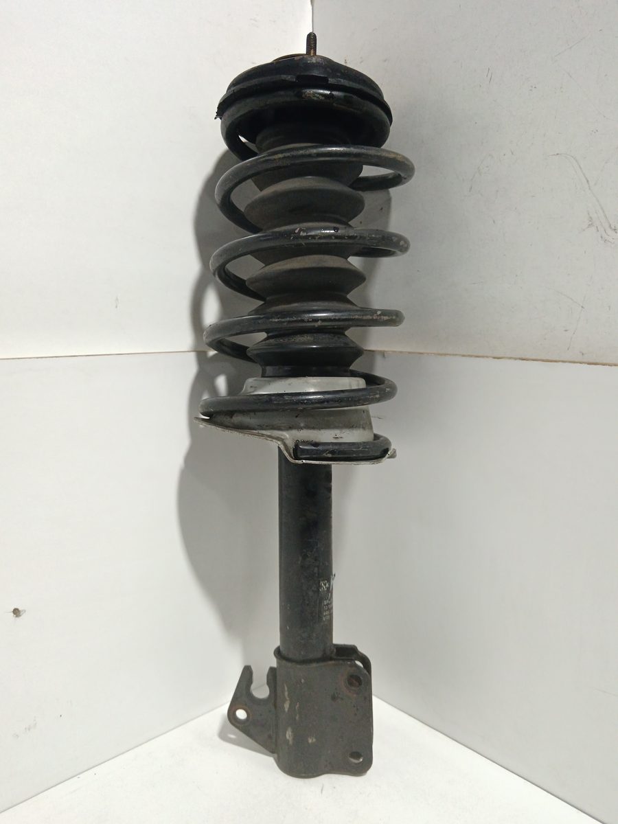 Amortiguador Delantero Derecho Volvo Serie 460 1989-1997 1.7i / 1.8i GLE 131500115236