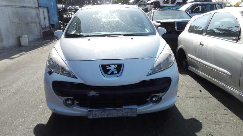 Peugeot 207 del que se desmontó esta pieza