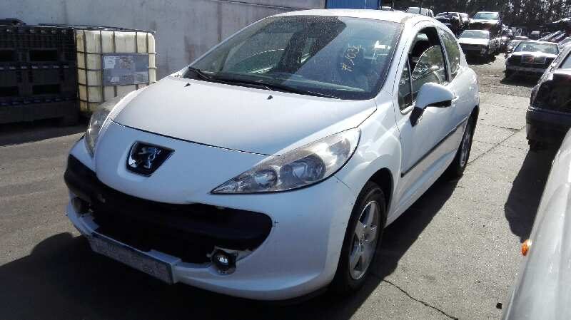 Peugeot 207 del que se desmontó esta pieza
