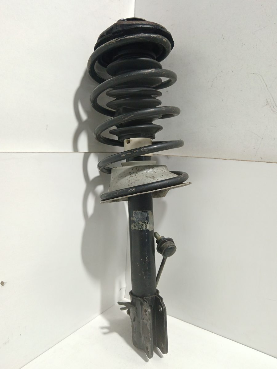 Amortiguador Delantero Izquierdo Volvo Serie 460 1989-1997 1.7i / 1.8i GLE 131500115237