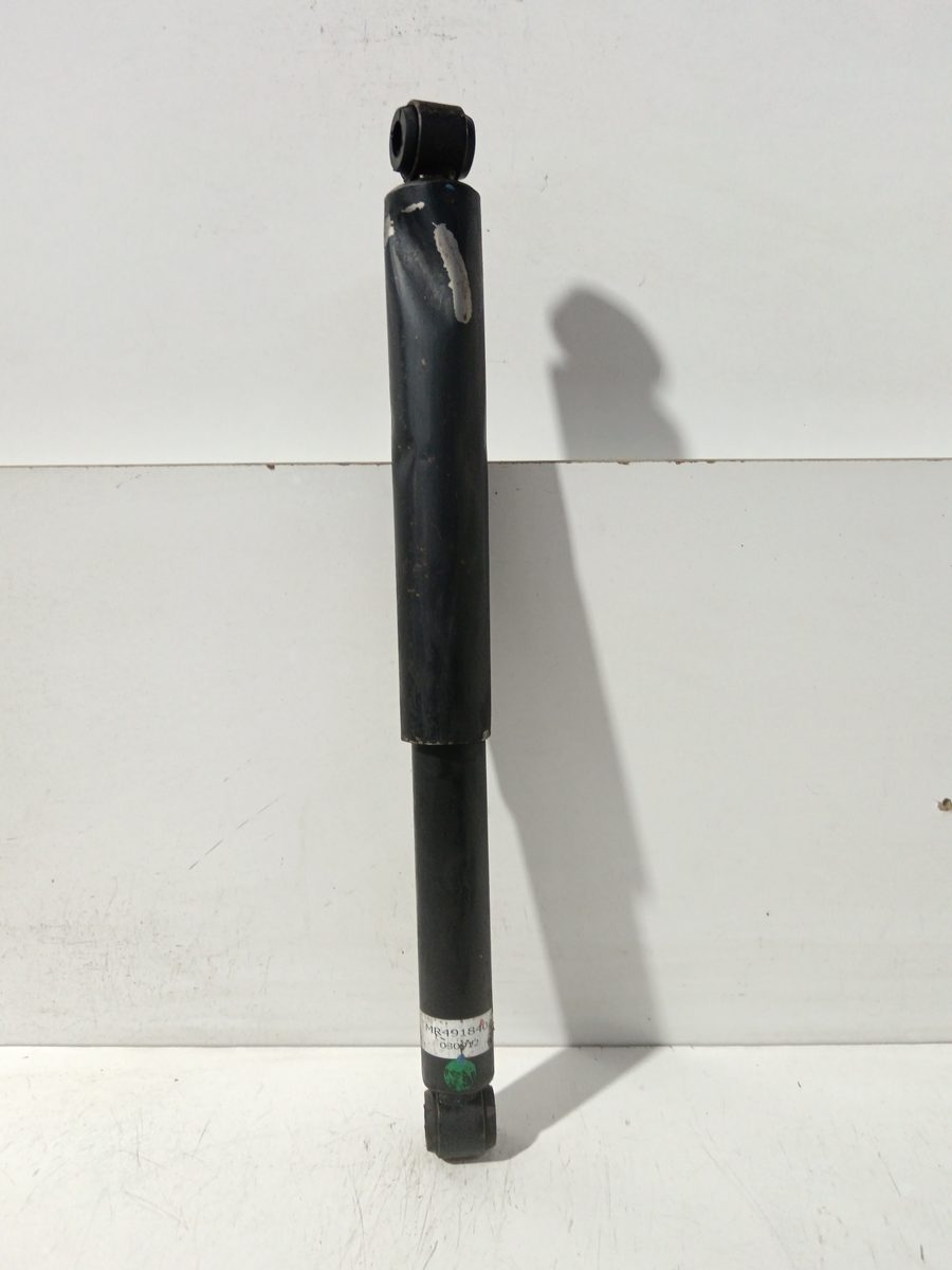 Amortiguador Trasero Der/Izq Mitsubishi L 200 (K60T) 1996-1999 2.5 Diesel MR491840