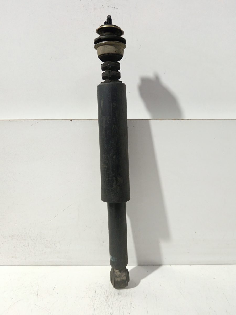 Amortiguador Trasero Der/Izq Toyota Yaris 2008-2011 1.3 16V CAT 1.3L 73kW 4853052021