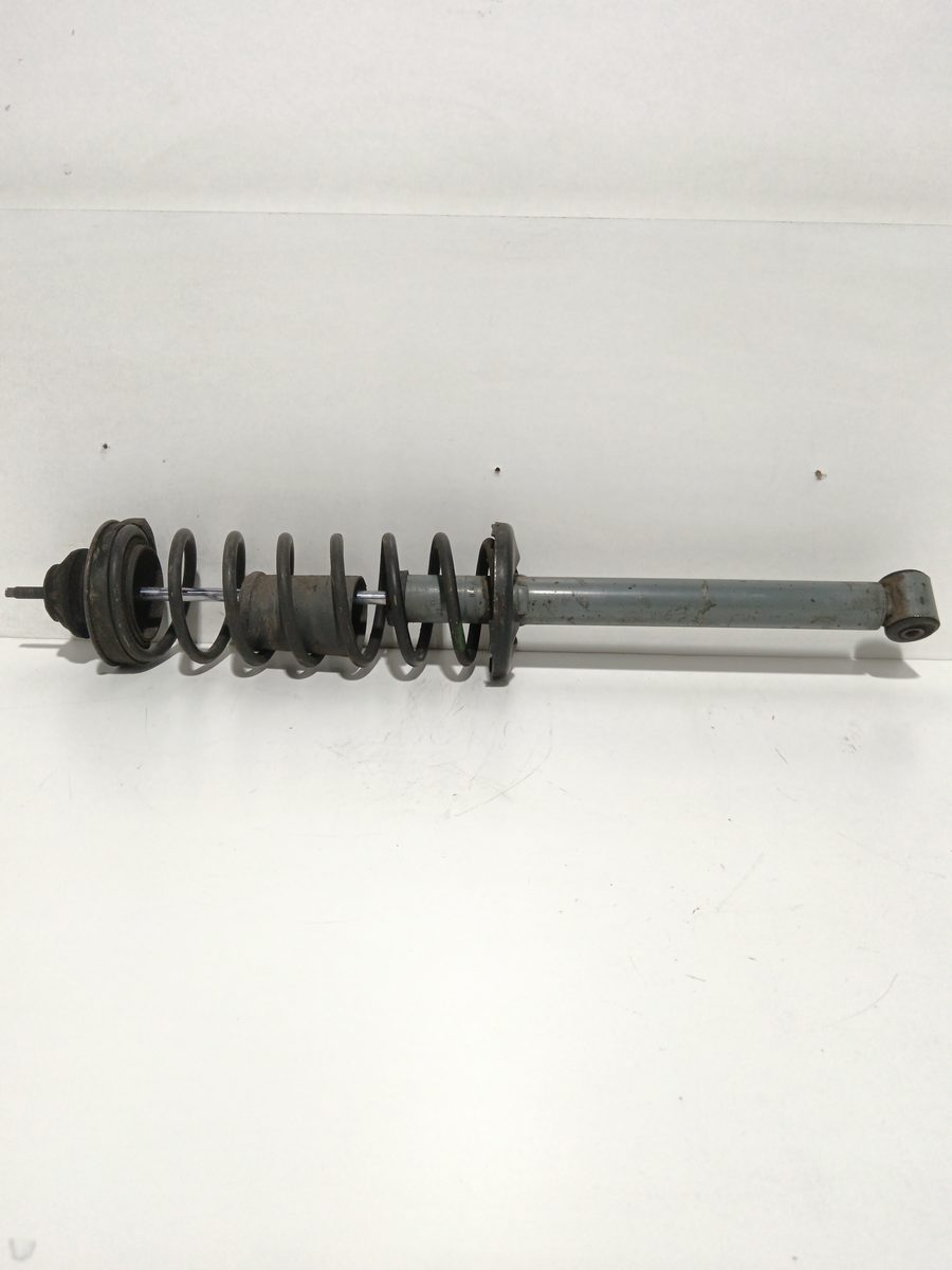 Amortiguador Trasero Der/Izq Volkswagen Golf Ii (191/193) 1983-Actualidad GL 10391272151