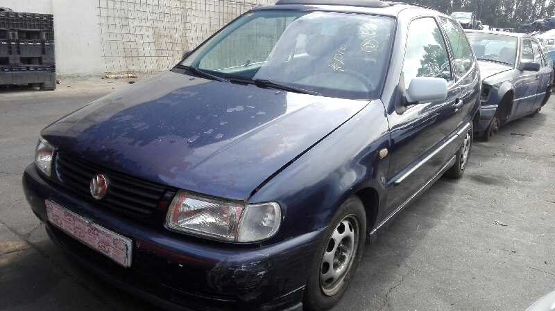 Volkswagen Polo (6N1) del que se desmontó esta pieza