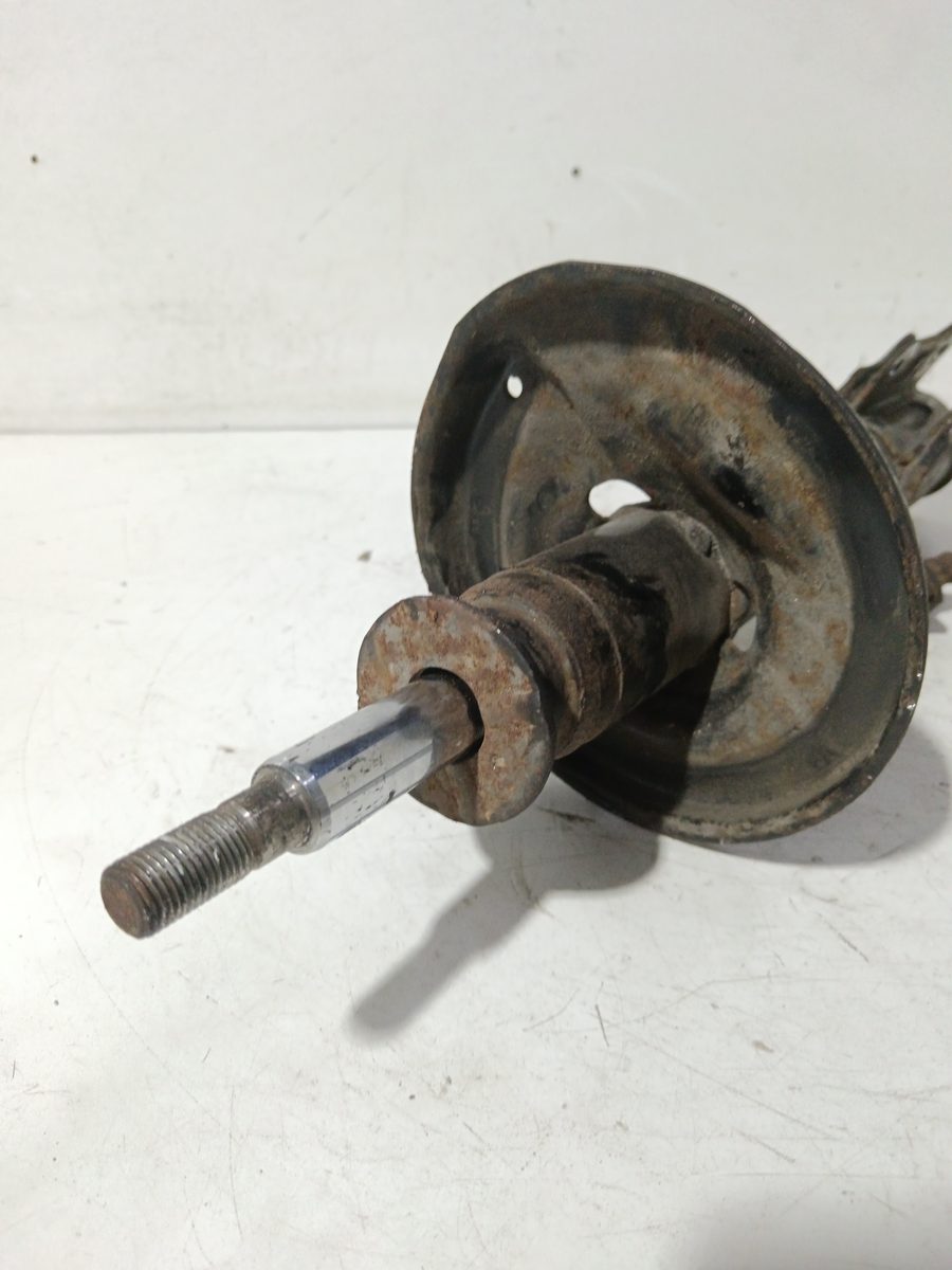Amortiguador Trasero Derecho Toyota Corolla (E10) 1994-1997
