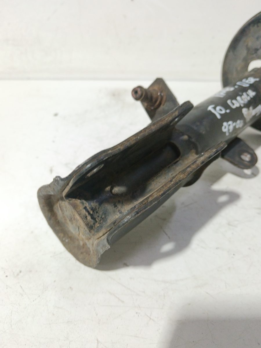 Amortiguador Trasero Derecho Toyota Corolla (E10) 1994-1997