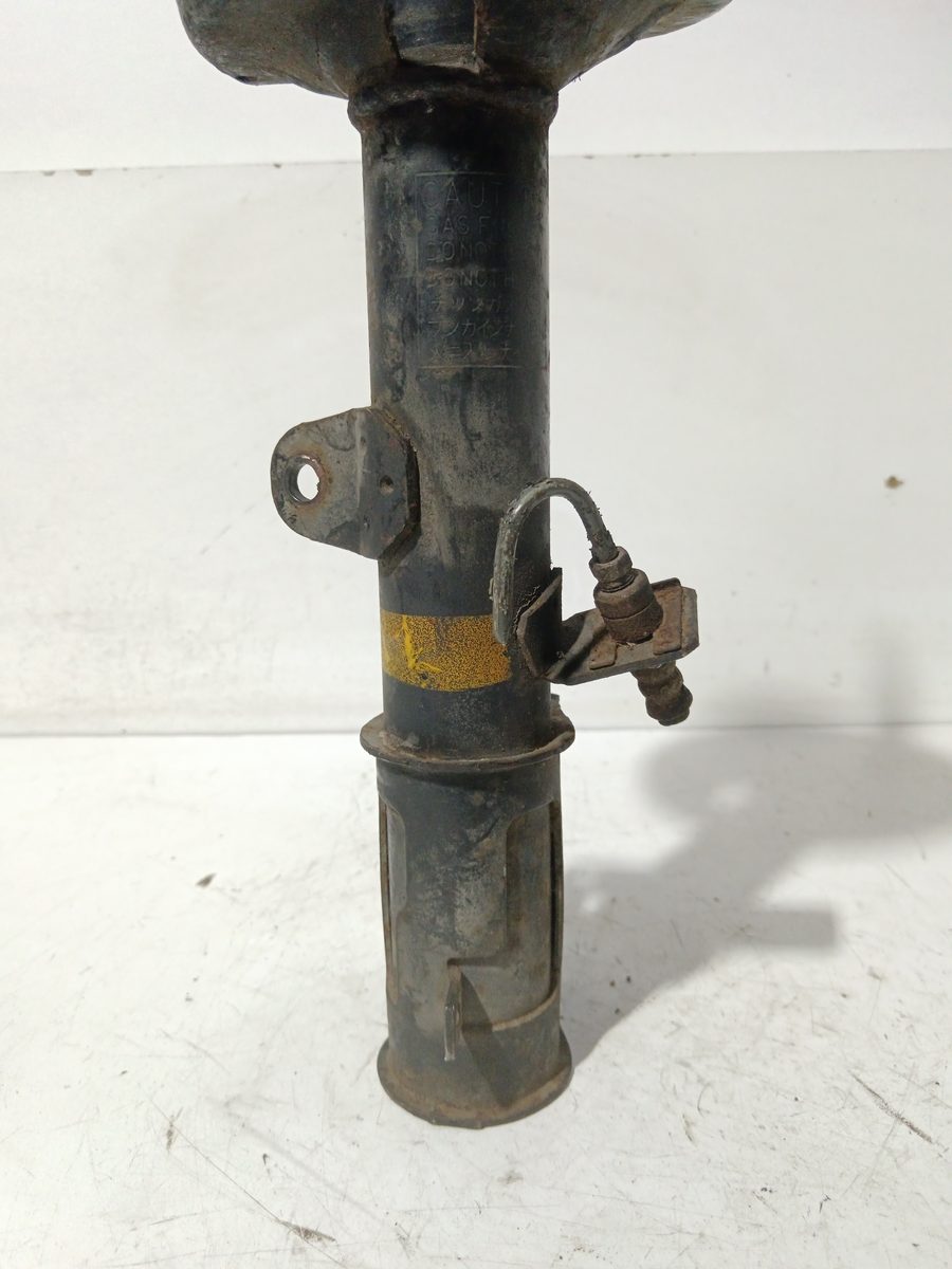Amortiguador Trasero Derecho Toyota Corolla (E10) 1994-1997