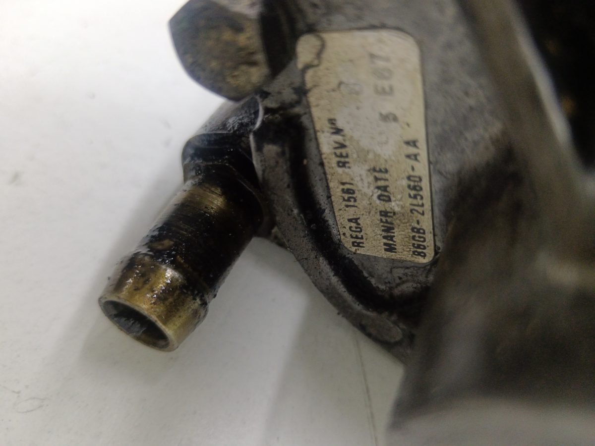 Bomba Direccion Ford Sierra Berlina 1987-Actualidad 2.3 Diesel 2.3L 49kW 86GB2L560AA