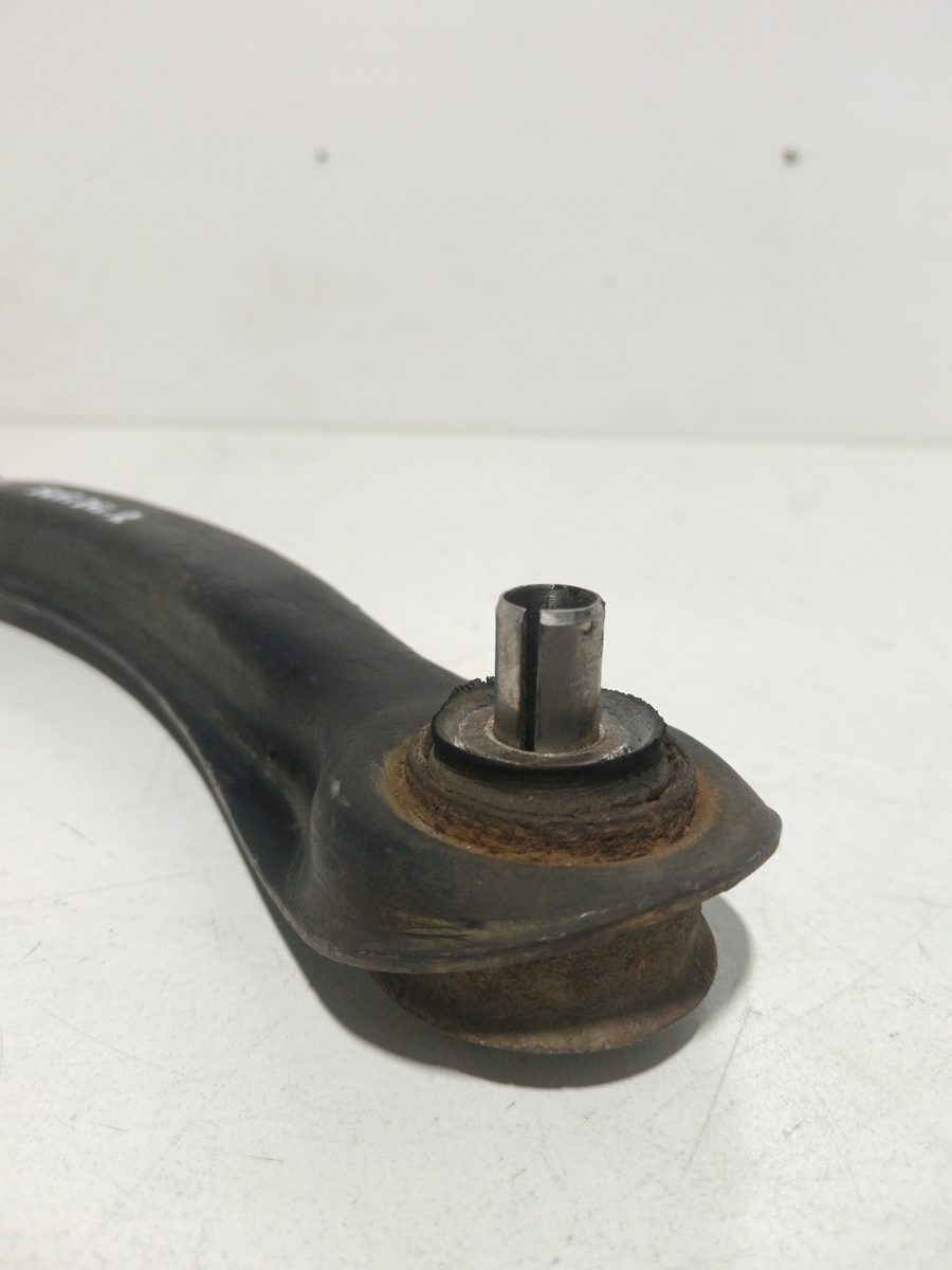 Brazo Suspension Inferior Trasero Derecho Mercedes-Benz Clase C (W202) 1993-2000