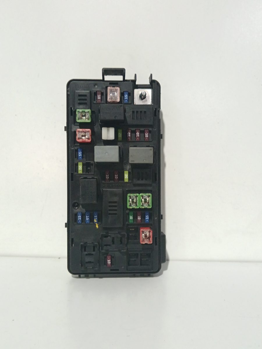 Caja Reles / Fusibles Chevrolet Spark 2009-2016 Basis 1.0L 50kW 95020934