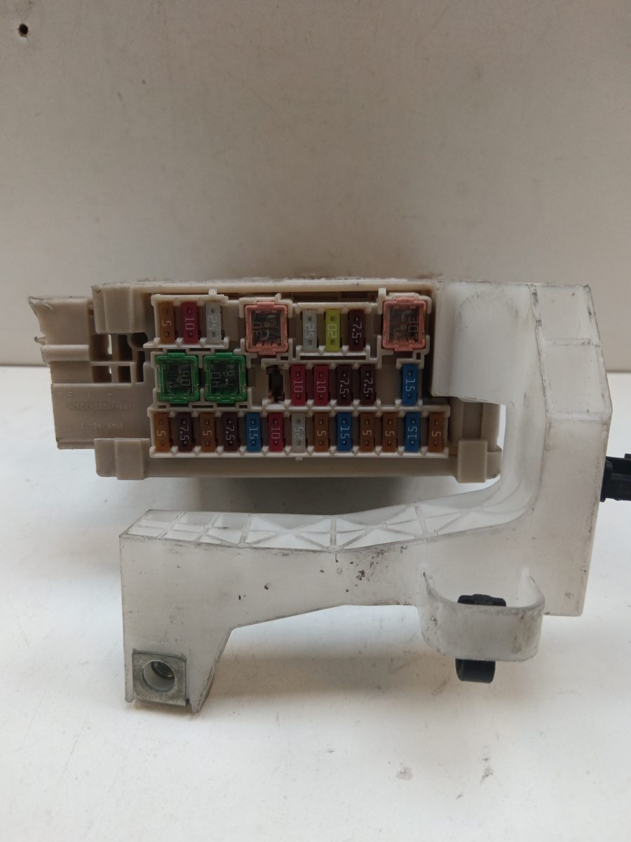 Caja Reles / Fusibles Citroën C1 2005-2014 SX 1.0L 50kW 827300I1030A