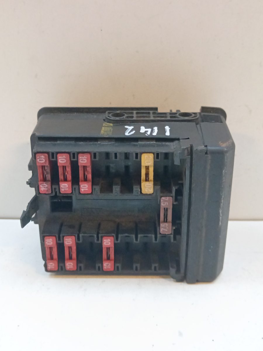 Caja Reles / Fusibles Citroën Xsara Coupe 1997-2005 2.0 HDi VTS (66kW) 2.0L 66kW PA66B2013