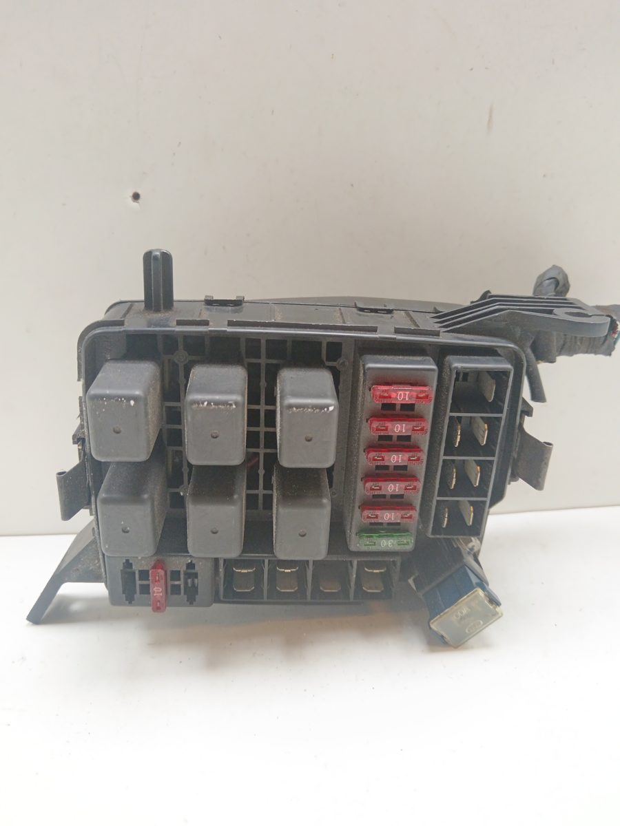 Caja Reles / Fusibles Hyundai Accent (MC) 2006-2010 GL 1.4L 71kW 91208