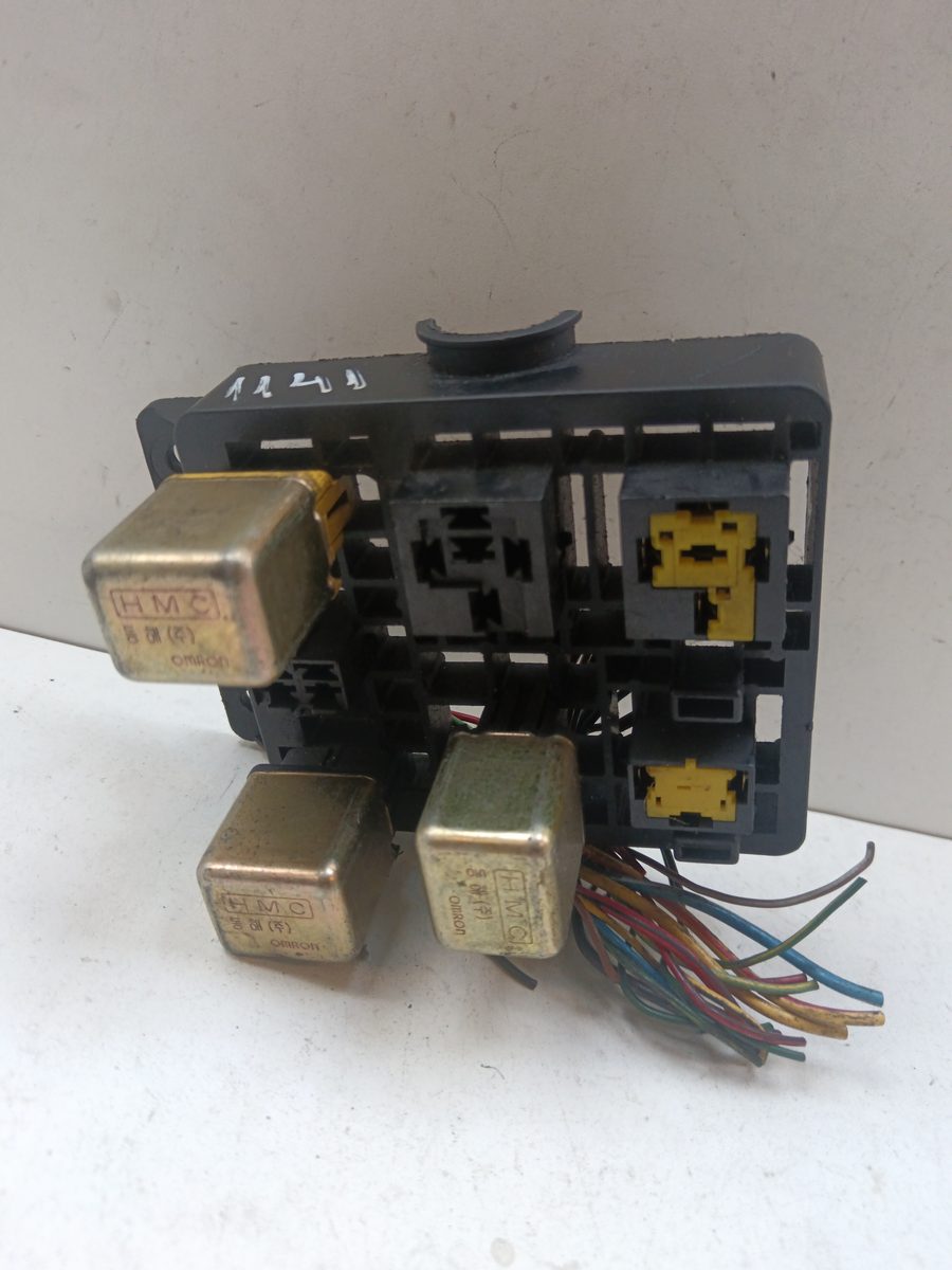 Caja Reles / Fusibles Hyundai Accent (X3) 1994-1997 1.5 GS 1.5L 65kW 9183134000