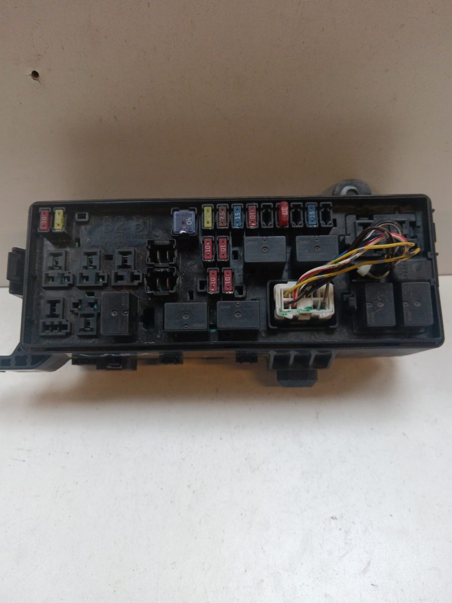 Caja Reles / Fusibles Mitsubishi L 200 (KA0/KB0) 2006-2015 PR06900000