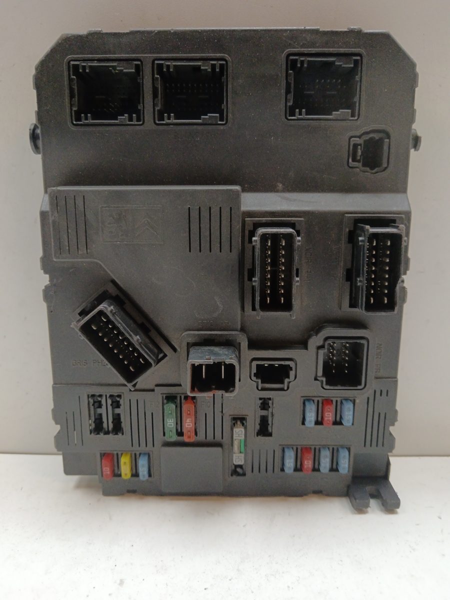 Caja Reles / Fusibles / Modulo Bsi Citroën C3 1995-2010 1.4 HDi Exclusive S11808500