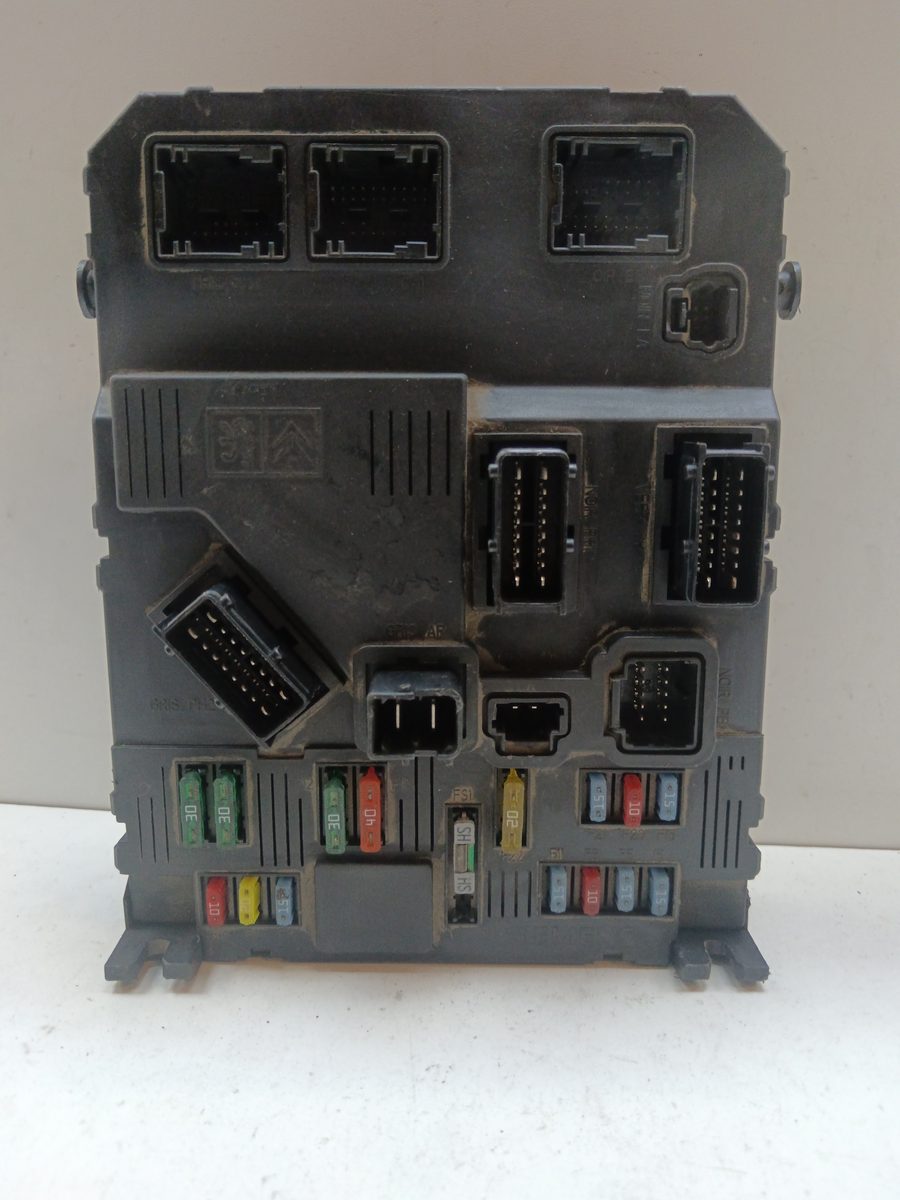 Caja Reles / Fusibles / Modulo Bsi Citroën C3 1995-2010 1.4 HDi Exclusive S118085200L