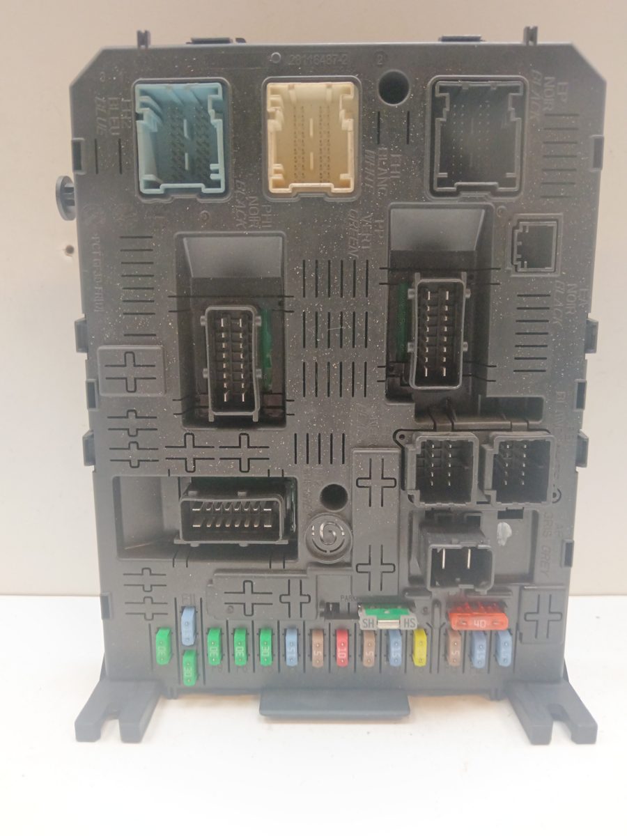 Caja Reles / Fusibles / Modulo Bsi Citroën C5 Berlina 2008-2018 966689548002