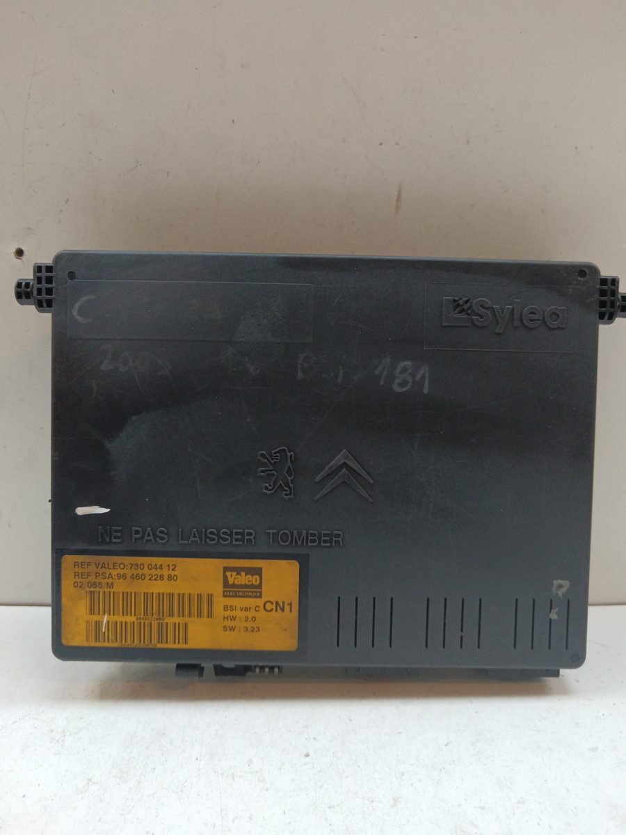 Caja Reles / Fusibles / Modulo Bsi Citroën Xsara Berlina 1997-2005 1,6 1.6L 65kW 73004412