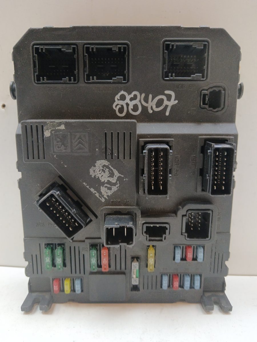 Caja Reles / Fusibles / Modulo Bsi Citroën Xsara Picasso 1999-2011 9604667580