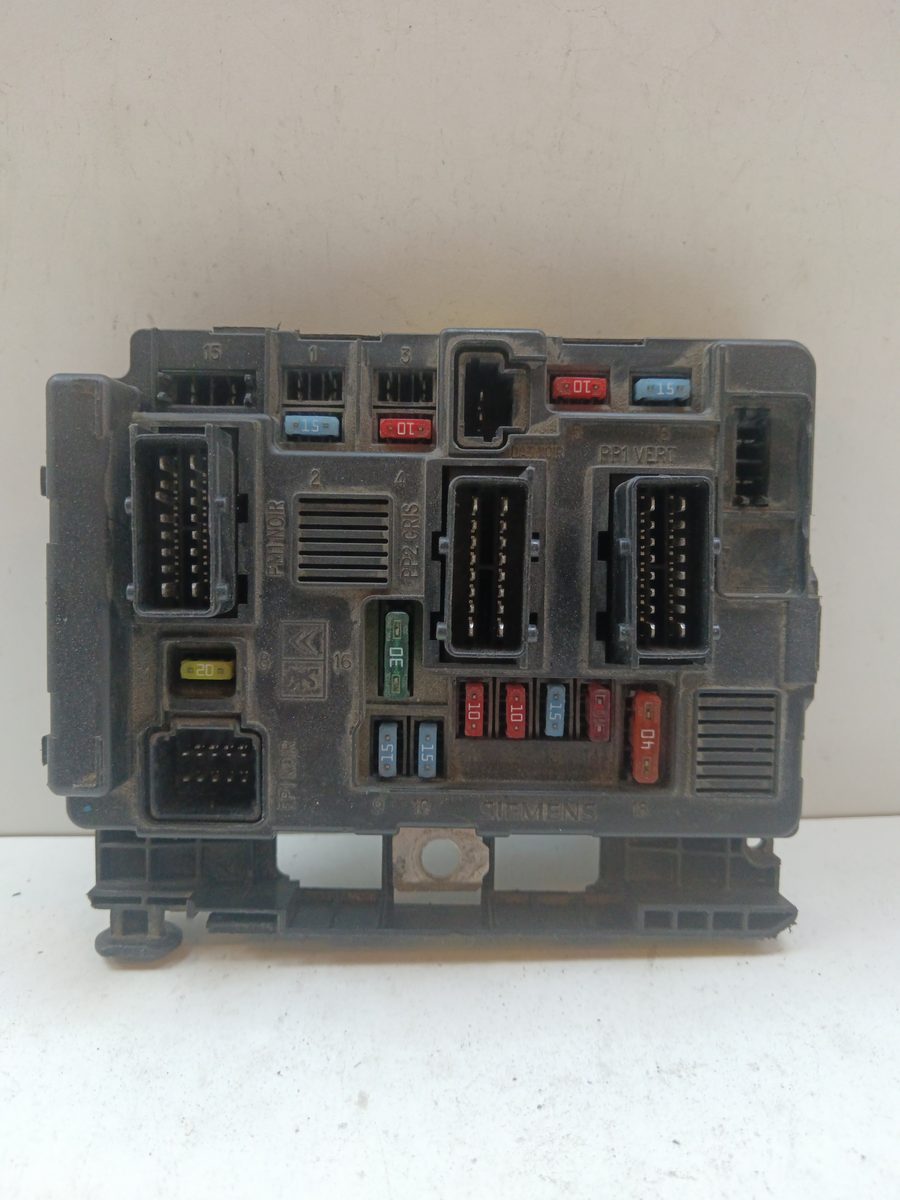 Caja Reles / Fusibles / Modulo Bsm Citroën C3 1995-2010 1.4 HDi Exclusive 1.4L 50kW