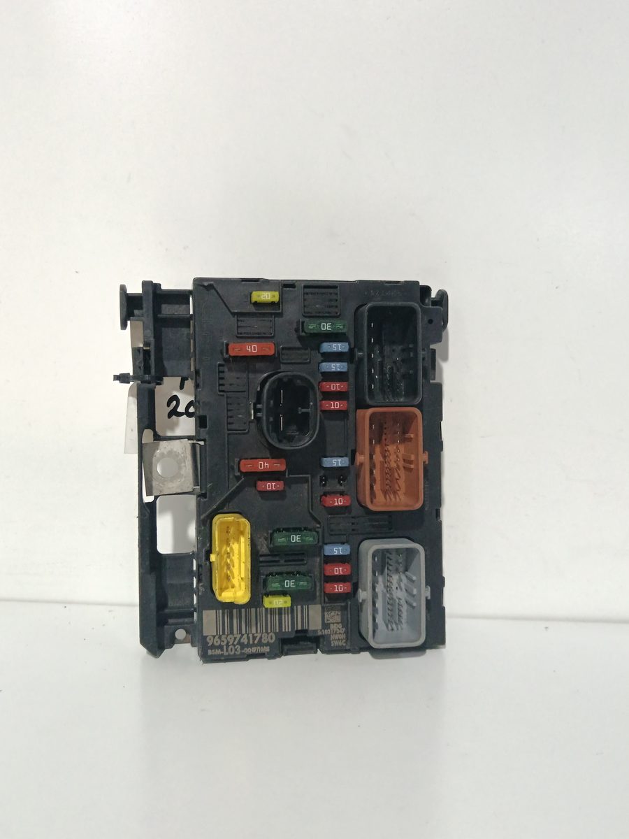 Caja Reles / Fusibles / Modulo Bsm Citroën C3 1995-2010 1.4 HDi Exclusive 9659741780