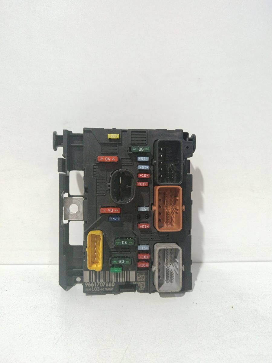 Caja Reles / Fusibles / Modulo Bsm Citroën C3 1995-2010 HDi 70 Furio 1.4L 50kW 9661707880