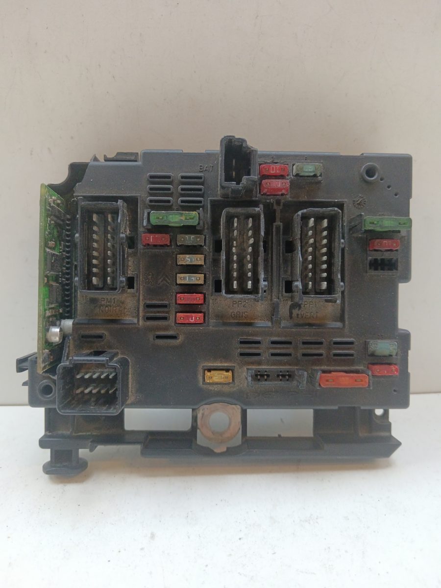 Caja Reles / Fusibles / Modulo Bsm Peugeot 206 Berlina 1998-2010 XN 1.9L 51kW PA6GB20GF10